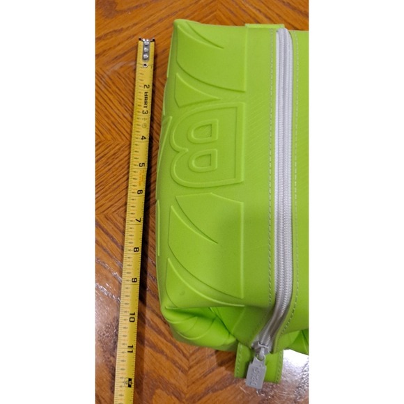 Wurkin Stiffs Doppel D Bag Waterproof Silicone Toiletry Zip Bag Lime Green 10x6 - Picture 8 of 10